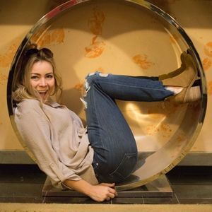 Meet your Posher, Crystal